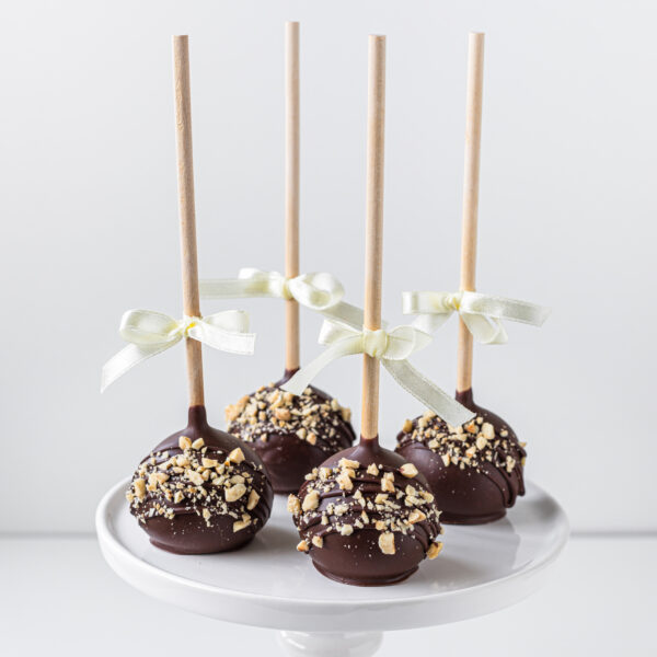 Cakepops czekoladowo - orzechowe z orzeszkami